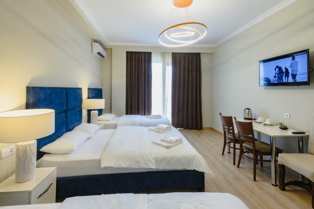 Golden Globe Boutique Hotel Tbiliszi Kültér fotó